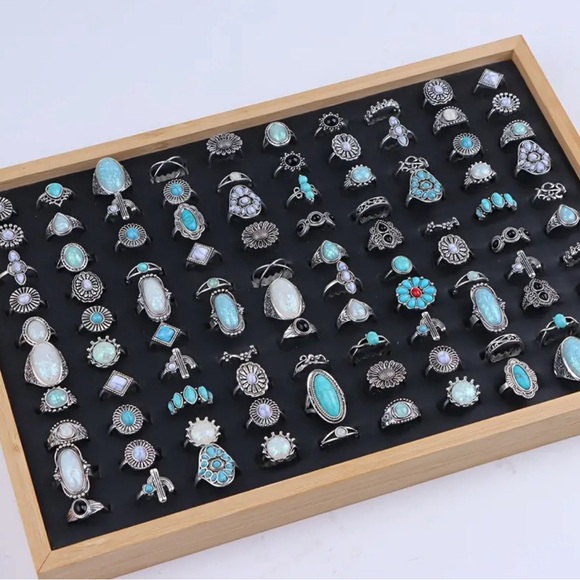 Jewelry - Bundle of 13 Fashion Rings